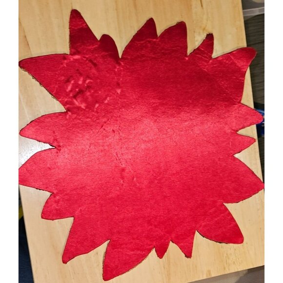 Beaded Placemat Poinsettia Handmade 13"x13" Christmas Decor - Picture 5 of 5